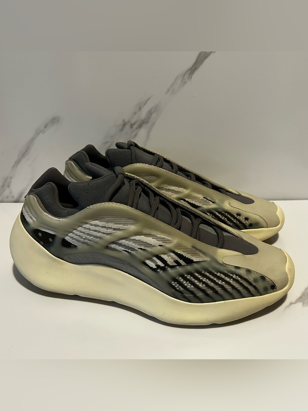 Adidas Yeezy 700 V3 Fade Salt Shoes